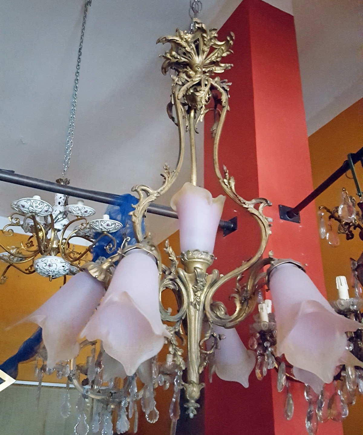 Lampadario Liberty in bronzo dorato