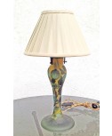 Lampada con paralume beige